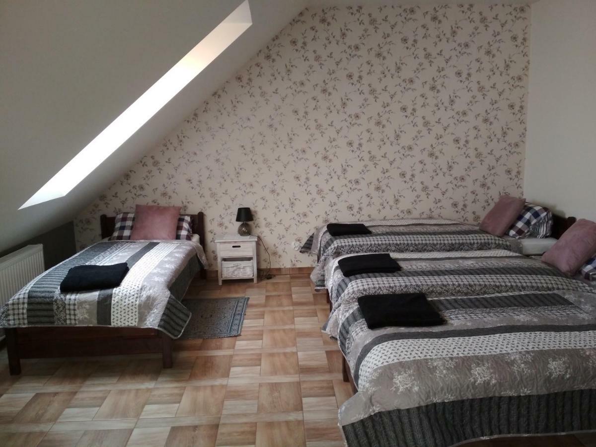 Koci Grzbiet Agroturystyka Dzierzazno Wielkie Екстериор снимка